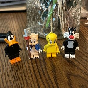 Looney Tunes Lego figures